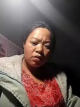 Snapshot of AlilaK2 chatting on January 18, 2026, 10:02 pm AlilaK2 online show from January 18, 2026, 10:02 pm