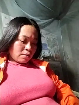 Snapshot of AlilaK2 chatting on February 9, 2026, 12:14 pm AlilaK2 online show from February 9, 2026, 12:14 pm