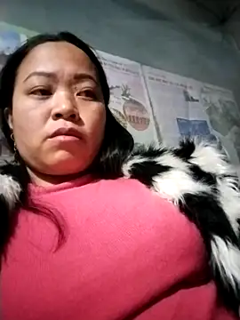 Snapshot of AlilaK2 chatting on February 11, 2026, 3:39 am AlilaK2 online show from February 11, 2026, 3:39 am