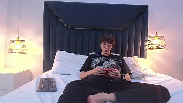 JeffBellfort online show from June 27, 2026, 8:04 pm