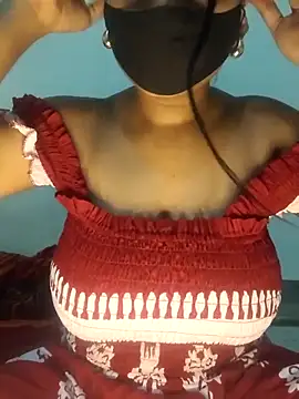 Snapshot of Hotty_Tulip chatting on February 20, 2026, 12:51 am Hotty Tulip online show from February 20, 2026, 12:51 am