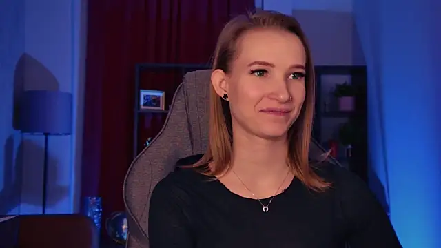 Megan Rodgers online show from April 21, 2026, 8:37 pm