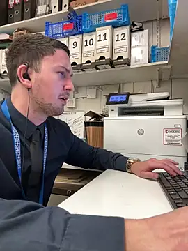 dirtyanal23 online show from January 31, 2026, 11:58 pm