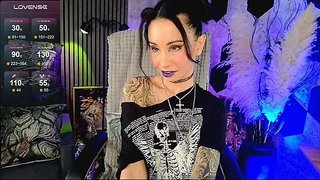 GoddessVespera online show from April 6, 2026, 12:28 am