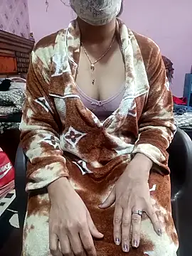 Tanya Sharma98 online show from December 18, 2025, 9:36 am