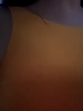 Snapshot of flor_model chatting on December 15, 2025, 11:20 pm flor model online show from December 15, 2025, 11:20 pm