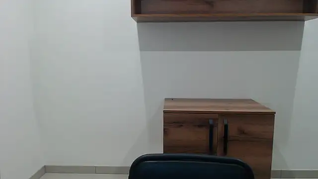 SweetBellaa  online show from January 18, 2026, 12:08 pm