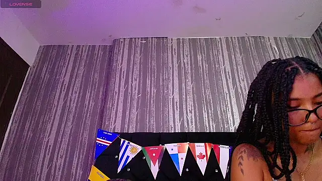 Snapshot of Elizabetth_Roman chatting on June 18, 2026, 2:22 pm Elizabetth Roman online show from June 18, 2026, 2:22 pm
