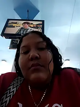 Snapshot of VaneandRossy chatting on February 14, 2026, 5:02 pm VaneandRossy online show from February 14, 2026, 5:02 pm