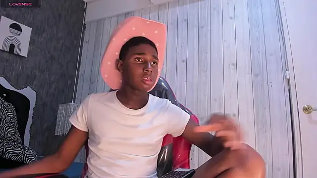 teylor lovee online show from January 11, 2026, 9:11 pm