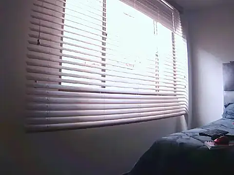 Fernanda andrew online show from March 28, 2026, 6:31 pm