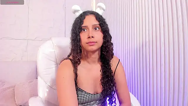 MarelynSummer online show from March 18, 2026, 2:41 pm