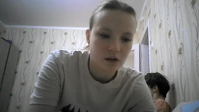 Snapshot of EvgeniyXAnna chatting on March 15, 2026, 8:16 pm EvgeniyXAnna online show from March 15, 2026, 8:16 pm