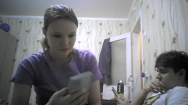 Snapshot of EvgeniyXAnna chatting on March 6, 2026, 8:37 pm EvgeniyXAnna online show from March 6, 2026, 8:37 pm