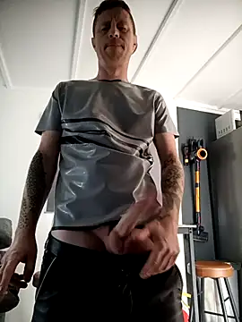 jefflatex45 online show from June 3, 2026, 7:31 am