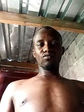 Snapshot of Maintee27 chatting on February 3, 2026, 6:22 am Maintee27 online show from February 3, 2026, 6:22 am