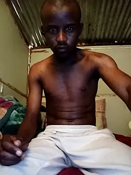 Snapshot of Maintee27 chatting on February 3, 2026, 6:11 am Maintee27 online show from February 3, 2026, 6:11 am