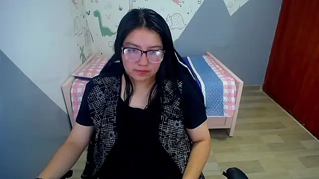 eva smit t online show from December 14, 2025, 2:40 am