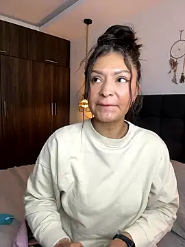 victoria   moon online show from January 16, 2026, 6:45 pm