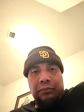 Snapshot of moneytalk516 chatting on December 4, 2025, 4:55 am moneytalk516 online show from December 4, 2025, 4:55 am