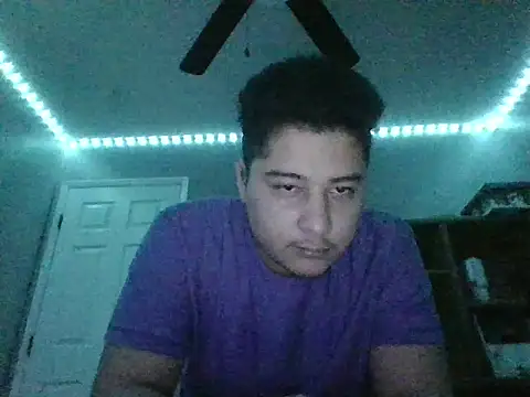 Snapshot of hotcaramelcream chatting on December 4, 2025, 7:51 am hotcaramelcream online show from December 4, 2025, 7:51 am