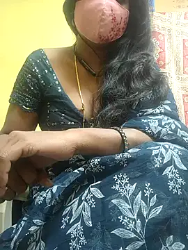 Preeti345 online show from January 18, 2026, 12:41 pm