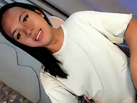 Snapshot of yourbomb_shellxx chatting on February 9, 2026, 11:52 am yourbomb shellxx online show from February 9, 2026, 11:52 am