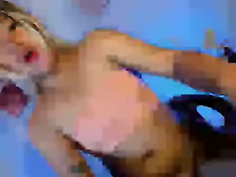 Snapshot of yourbomb_shellxx chatting on January 7, 2026, 11:43 pm yourbomb shellxx online show from January 7, 2026, 11:43 pm