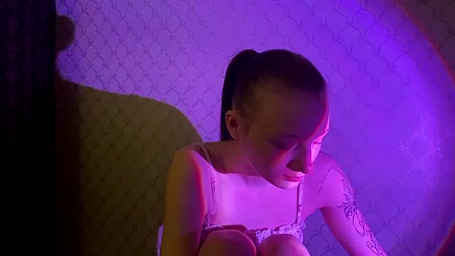 Cleonoth2o online show from February 9, 2026, 7:12 pm