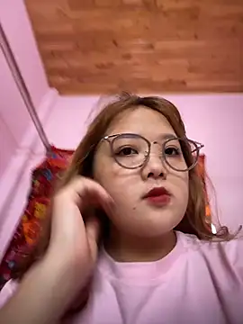 Snapshot of Samsam-006 chatting on February 25, 2026, 6:35 am Samsam-006 online show from February 25, 2026, 6:35 am