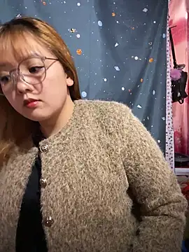 Snapshot of Samsam-006 chatting on February 7, 2026, 5:37 am Samsam-006 online show from February 7, 2026, 5:37 am