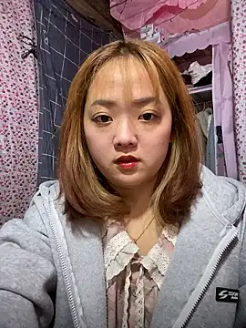 Snapshot of Samsam-006 chatting on January 10, 2026, 5:25 am Samsam-006 online show from January 10, 2026, 5:25 am