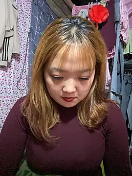 Snapshot of Samsam-006 chatting on February 6, 2026, 12:34 pm Samsam-006 online show from February 6, 2026, 12:34 pm