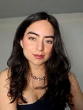 saasha Petit online show from February 1, 2026, 10:24 am