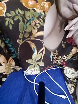 Riya rani8 online show from February 9, 2026, 3:32 pm