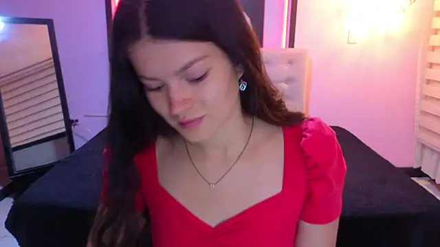 Sara valderrama  online show from February 14, 2026, 1:33 pm