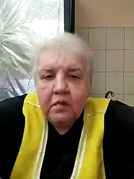 Snapshot of HapinessLovee chatting on December 17, 2025, 12:43 pm HapinessLovee online show from December 17, 2025, 12:43 pm