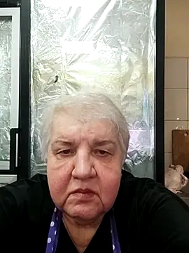 Snapshot of HapinessLovee chatting on December 18, 2025, 9:03 am HapinessLovee online show from December 18, 2025, 9:03 am