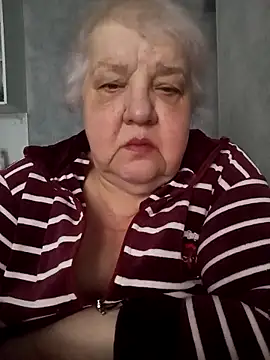 HapinessLovee online show from February 9, 2026, 10:24 am