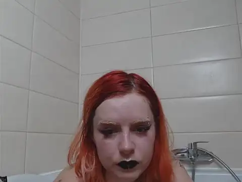 Snapshot of DivonixVenera chatting on May 31, 2026, 11:05 pm DivonixVenera online show from May 31, 2026, 11:05 pm