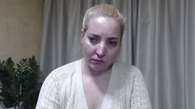 sweetpussy online show from April 18, 2026, 7:58 pm