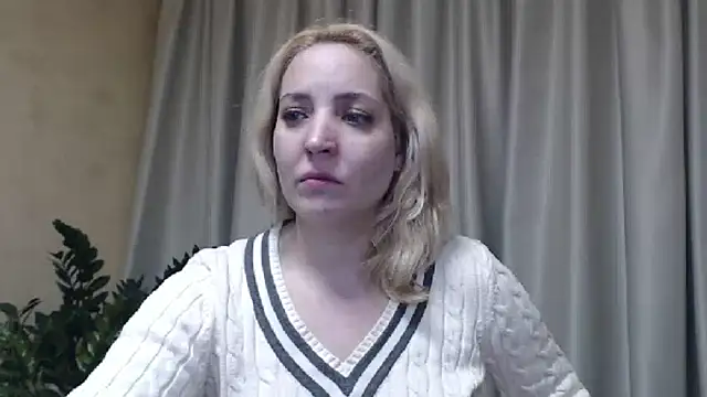 Snapshot of sweetpussy chatting on March 18, 2025, 2:28 pm sweetpussy online show from March 18, 2025, 2:28 pm