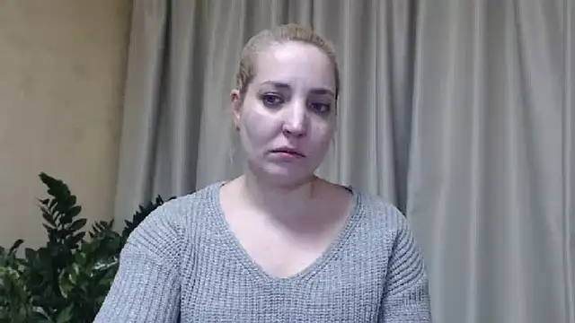 Snapshot of sweetpussy chatting on March 22, 2025, 3:20 pm sweetpussy online show from March 22, 2025, 3:20 pm