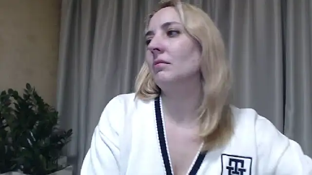 sweetpussy online show from February 25, 2026, 1:55 pm