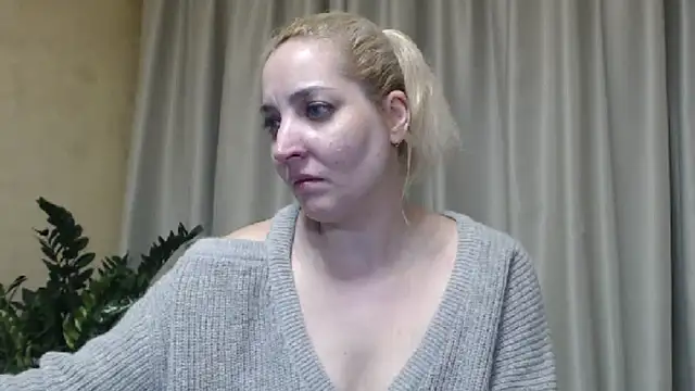 Snapshot of sweetpussy chatting on March 21, 2025, 6:18 pm sweetpussy online show from March 21, 2025, 6:18 pm