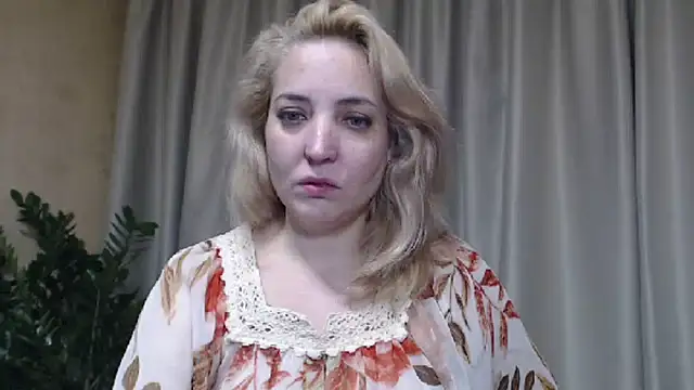 Snapshot of sweetpussy chatting on November 29, 2025, 3:56 pm sweetpussy online show from November 29, 2025, 3:56 pm