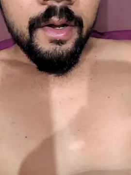 sexytomdev online show from June 9, 2026, 7:37 pm