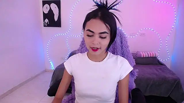 Sofia tgn online show from April 16, 2026, 6:30 pm