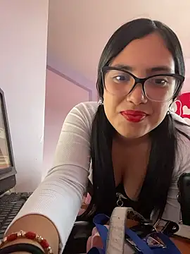 Snapshot of _Laurentt_ chatting on January 14, 2026, 10:02 pm Laurentt online show from January 14, 2026, 10:02 pm