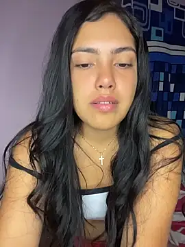 Snapshot of _Laurentt_ chatting on February 21, 2026, 9:33 am Laurentt online show from February 21, 2026, 9:33 am